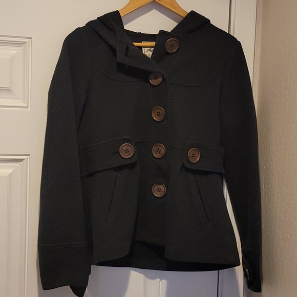 Jacket - Picture 1 of 3